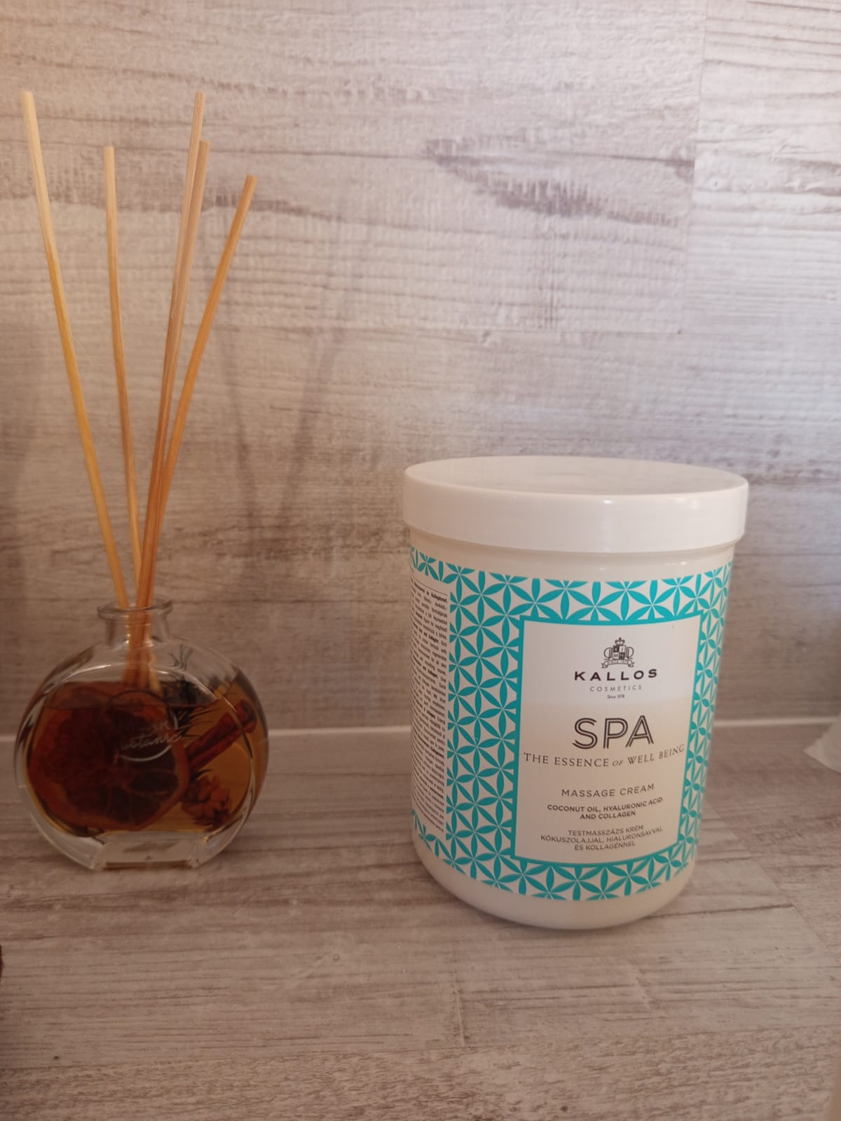 Aceite de masaje y difusor de aromas